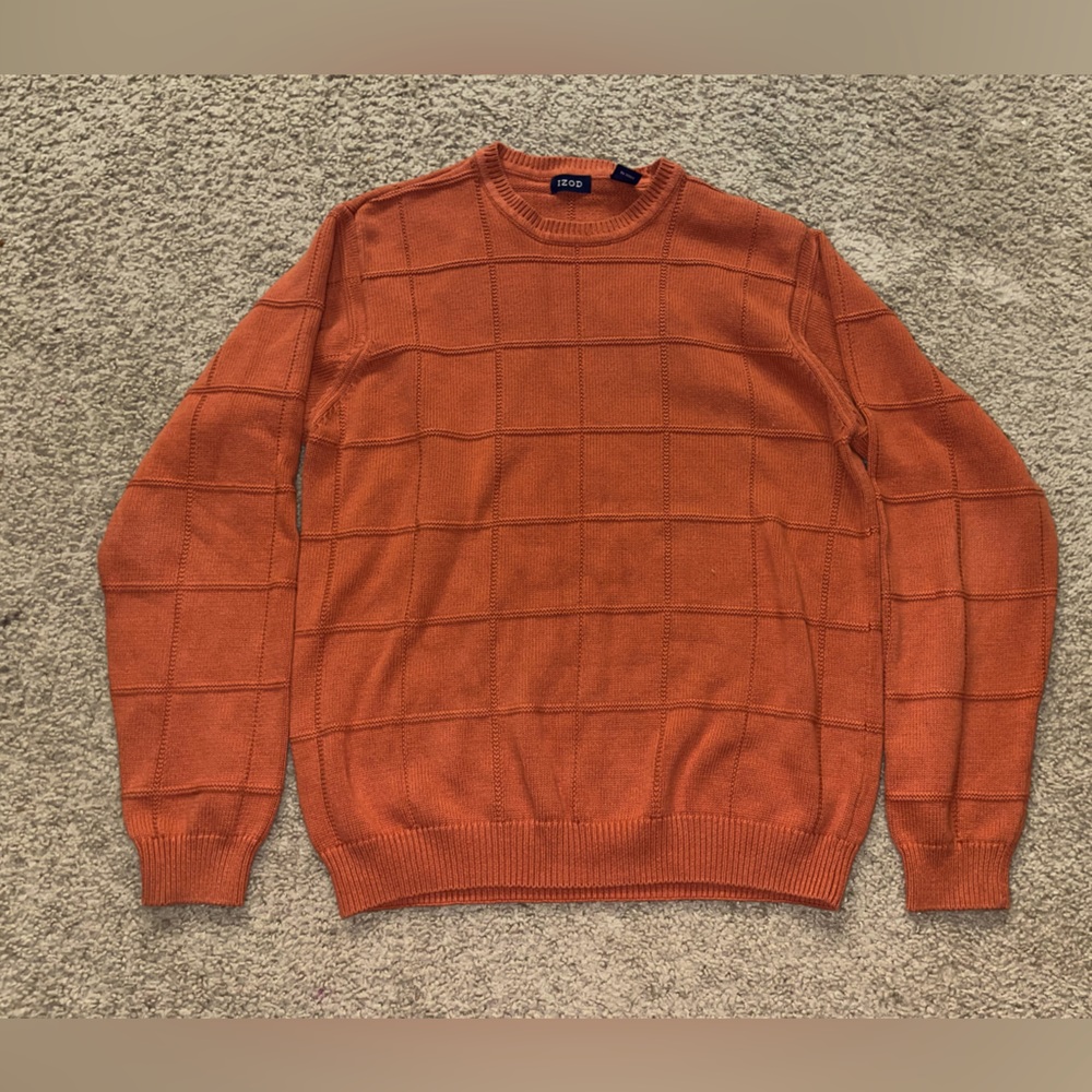 IZOD Sweater Men’s Size MEDIUM Crew Neck Cotton Orange Knitted Square Pattern
